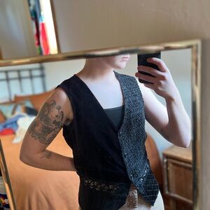 Elegant Black Textured Vest